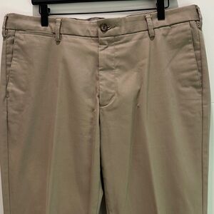 Dockers Classic Khaki Men's Pants